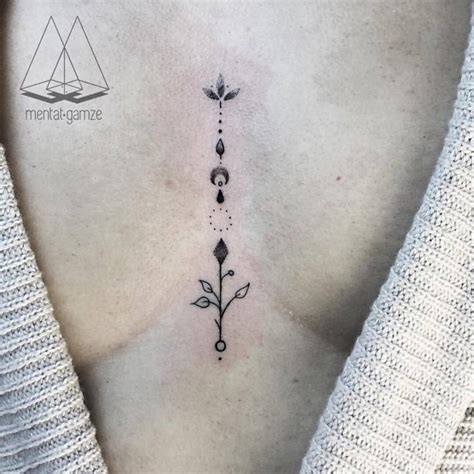 tatuajes entre senos